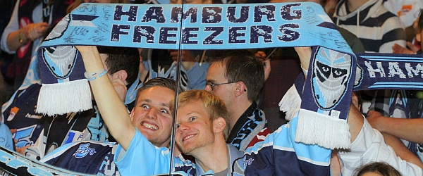 Hamburg Freezers Adler Mannheim DEL Eishockey 2014