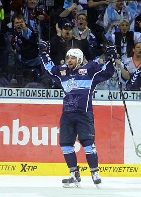 Hamburg Freezers Augsburger Panther DEL Eishockey 2014 Halloween