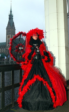 Maskenzauber Hamburg Alster Colonnaden Karneval Venedig 2018