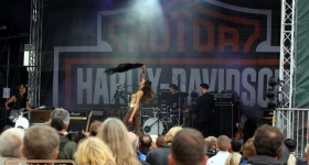 Patricia Vonne auf den Hamburg Harley Days 2017