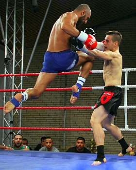 Get in the Ring 2013 Kickboxen