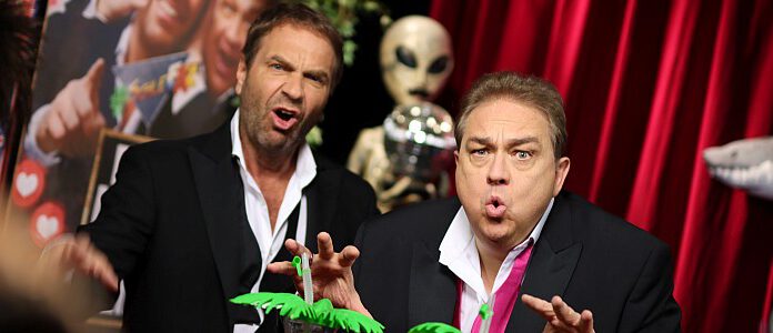 SchleFaZ: Advent, Advent, die Schundfilm-Scheiße brennt!